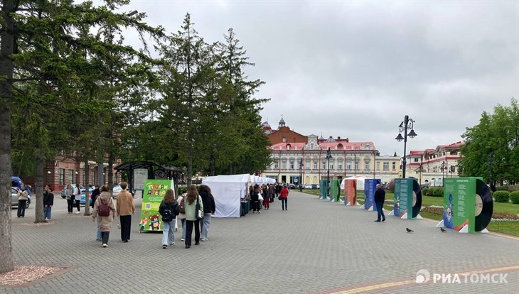 Брошенные на Новособорной в Томске дети помещены в приют