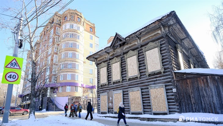 Мэрия планирует законсервировать 25 старинных домов в Томске в 2025г