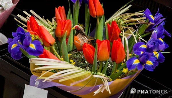 Живые цветы в Томске в 2015г подорожали на 12% из-за роста курса валют