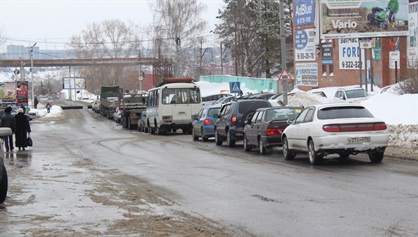 Томские власти оборудуют тротуар на улице Б.Хмельницкого в 2015г