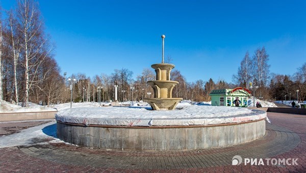 Мэр Томска: фонтан на Новособорной площади свое отработал