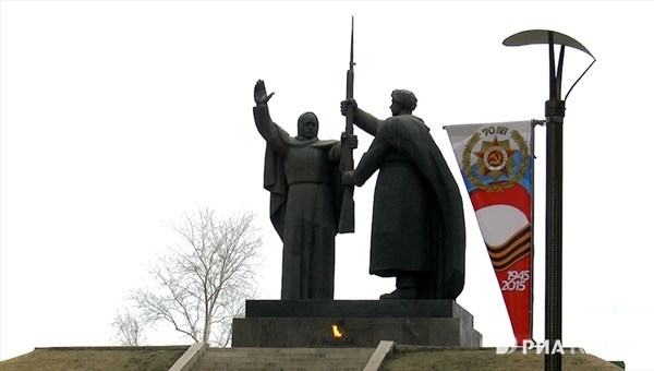 Томские депутаты проверили подготовку мемориалов к 70-летию Победы
