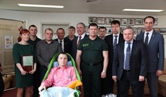 Инкассаторы, на которых напали в Томске, получили медали За отвагу