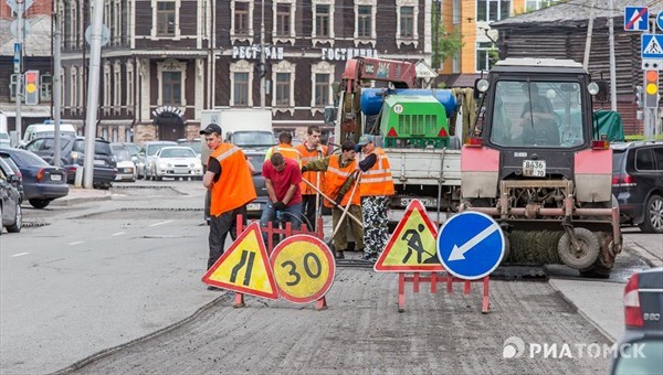 Томичи придумали микроволновки и смесь для ремонта дорог в минус 30