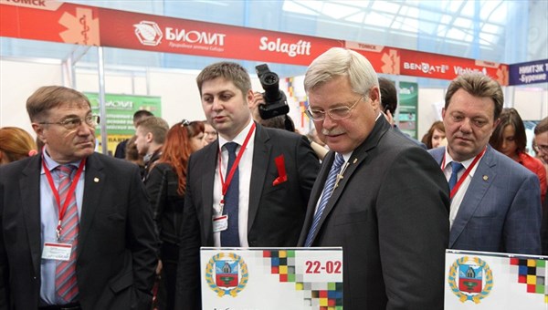 Выставка проектов молодых ученых открылась в рамках U-NOVUS в Томске