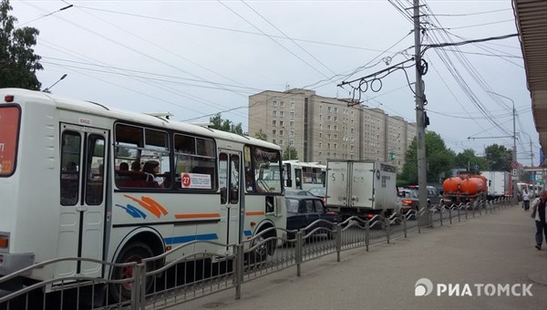 Томские власти: маршрутки должны останавливаться только на остановках