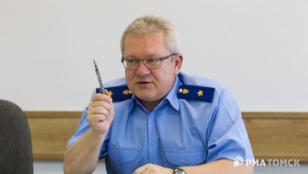 Прокурор Томской области Виктор Романенко освобожден от должности