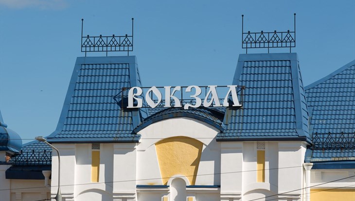 Парковка на 20 авто появится вместо торговых ларьков у вокзала Томск-I