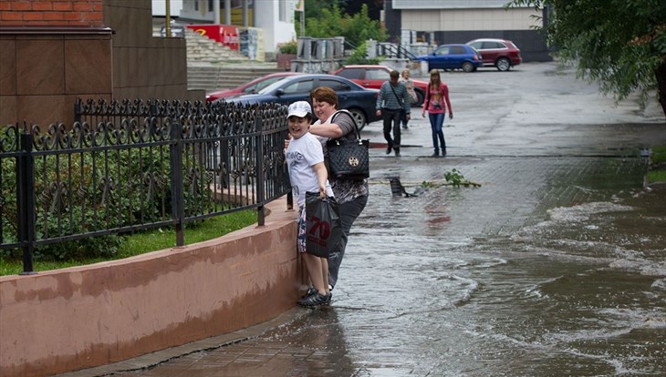 Синоптик: дожди продолжат заливать Томск до конца недели