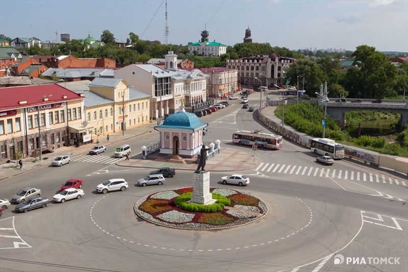 Пл томск. Площадь Ленина Томск. Томск Центральная площадь. Город Томск Главная площадь. Томск улица Ленина.