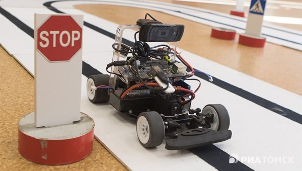 Tomsk scientists created without driver toy car for pupils’ training