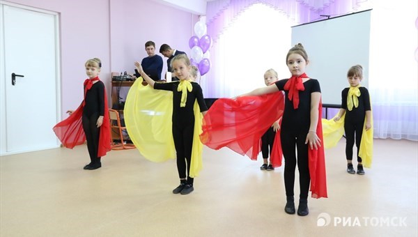 First international children's school of the ballet is opened in Tomsk