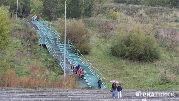 Ученый: клещи-долгожители поджидают томичей на склонах Лагерного сада