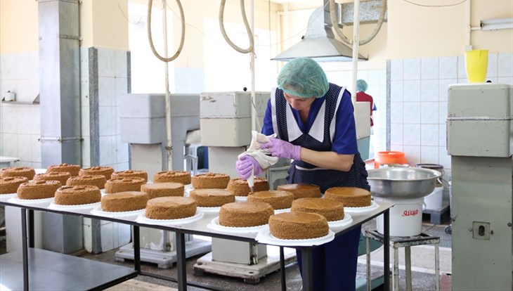 Власти проведут конкурс на лучший рецепт фирменного торта Томск