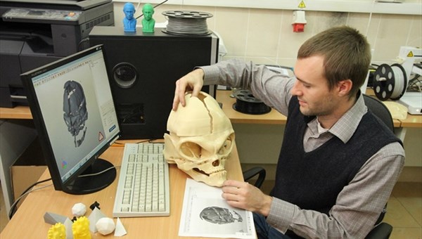 Центр ТПУ напечатал для музея череп инопланетянина на 3D-принтере