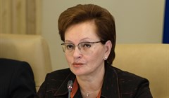 Козловская: инициатива ЛДПР замедлит решение ГД о часовом поясе