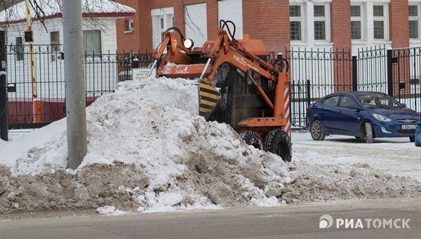 Мэр Томска: чтобы привлечь средства на уборку снега, ввели режим ЧС