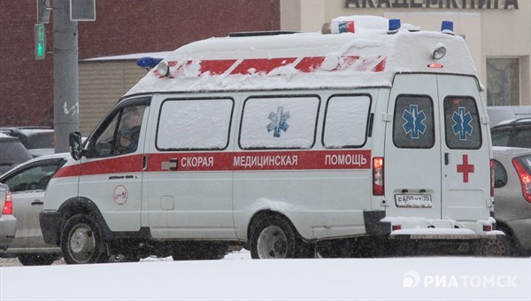 Подросток попал в больницу после запуска фейерверка в Томске