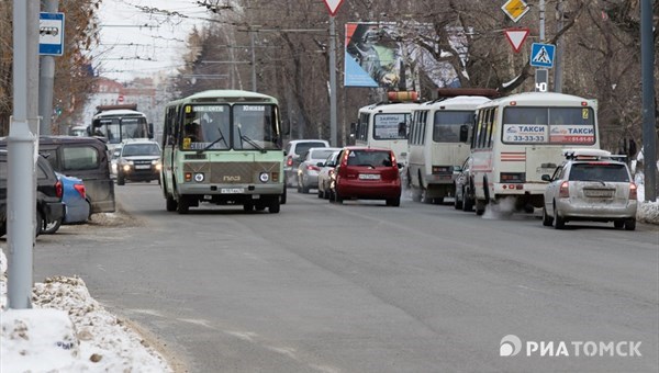 Чиновники и силовики будут отлавливать нелегальные маршрутки в Томске