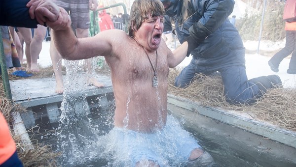 Синоптик: теплая и ветреная погода ожидается в Томске на Крещение