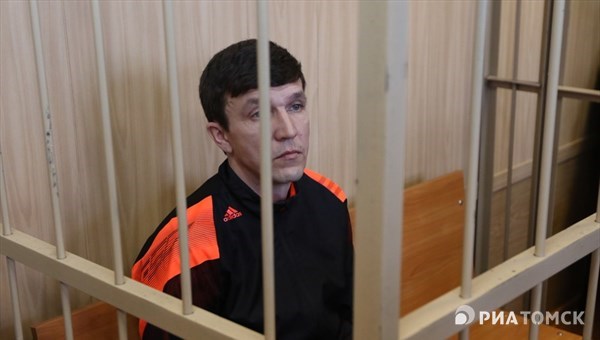 Обвиняемый во взятке глава томского УБЭП не признал вину