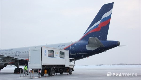 Акатаев:аэропорт Томска создал условия для посадки инвалидов в самолет