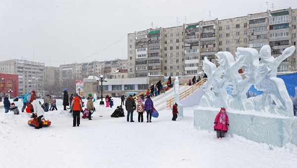 Ледовые заяц и волк из Ну, погоди! появятся в Томске к Новому году