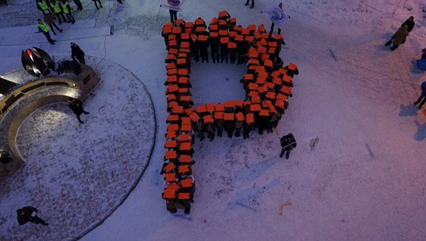 Томские студенты выстроились в надпись Труд-крут в День студотрядов