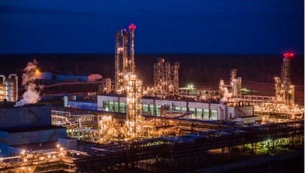 Люди эвакуировались из офисного корпуса Томскнефтехима из-за дыма