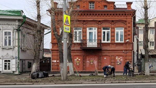 Более 12,5 тыс томичей вышли в выходные на районные субботники