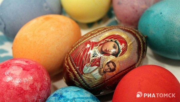 Как красиво покрасить яйца на Пасху? Рецепты с фото