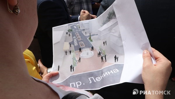 Рабочие приступили к установке фонтана на Плеханова в Томске