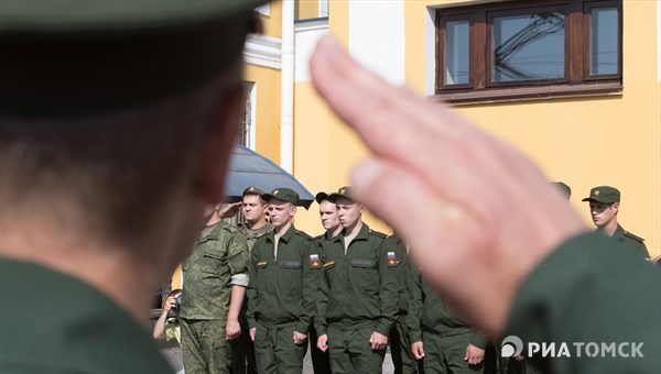 Томские военкоматы планируют рассылать электронные повестки с осени