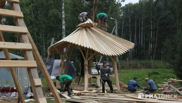 Masters from 23 countries of the world take part in Tomsk Ax Day