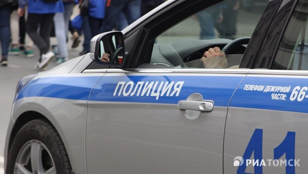 Полицейские проверяют информацию о подозрительном предмете в ТЦ Томска