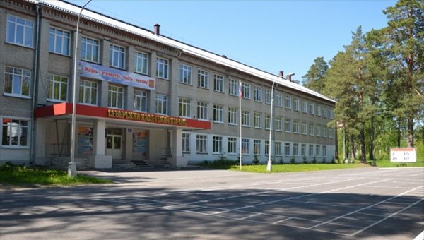 Прокуратура выявила нарушения в школе Северска, где отравились кадеты