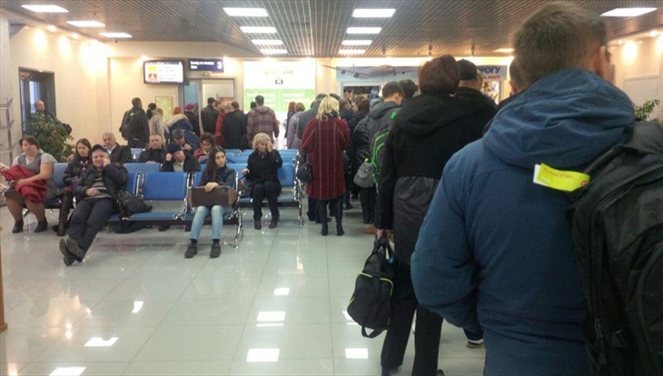 Власти будут субсидировать авиарейсы Томск – Стрежевой в 2017г