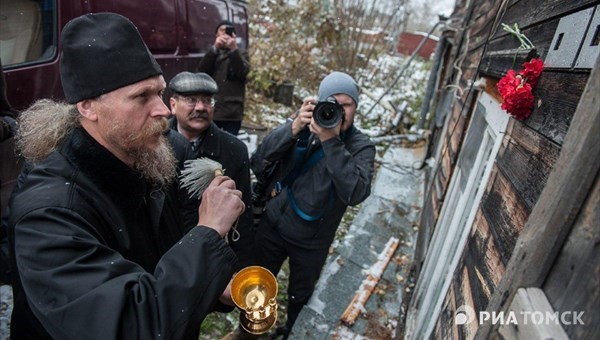 Знаки в память о жертвах репрессий 1930-х появились на домах в Томске