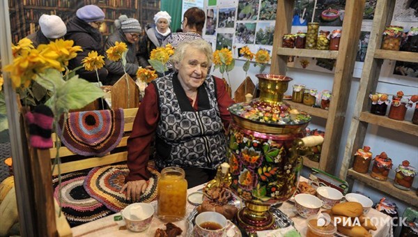 Сыр мандариновый, вино черничное: топ продуктов от томских фермеров