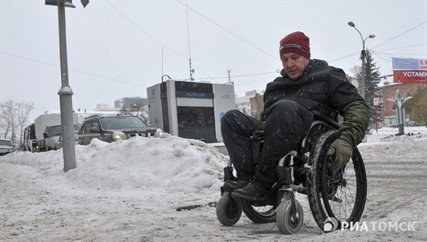 Ни проехать ни пройти: инвалид-колясочник о зимнем Томске