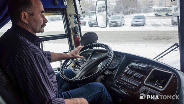 Маршрутчики просят организовать обучение водителей в училищах Томска