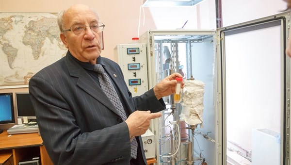 Tomsk scientists developed gasoline not freezing up to minus 80 deg. C