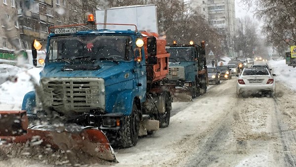 Мэрия: САХ справляется с уборкой снега в Томске на удовлетворительно