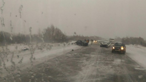 Мужчина-пассажир погиб в ДТП с двумя авто на трассе Томск – Колпашево