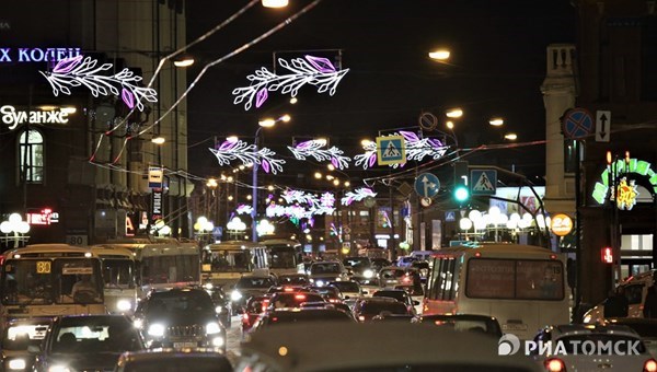 Новогодняя иллюминация заработает в Томске с 16 декабря