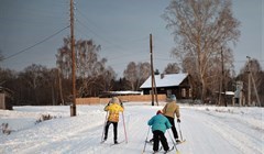 Уроки физкультуры на лыжах в школе Кисловки отменили для 1-7 классов