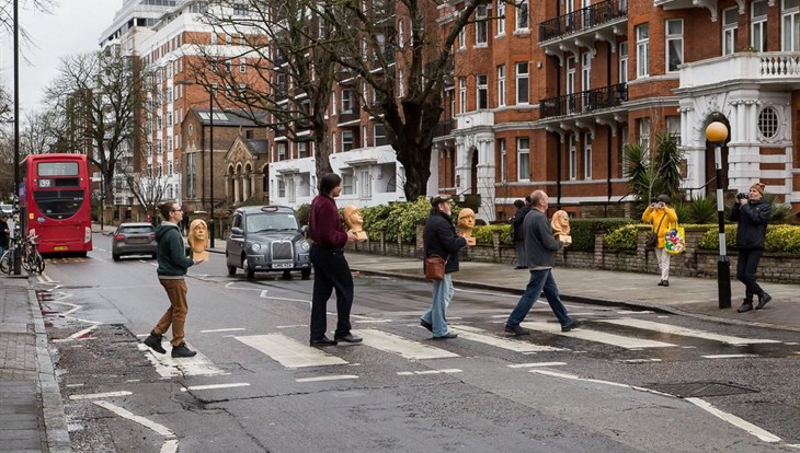 Томский скульптор Усов подарил музею в Ливерпуле бюсты The Beatles