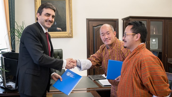 TSU and Bhutan scientists to study how to make Tomsk citizens happier