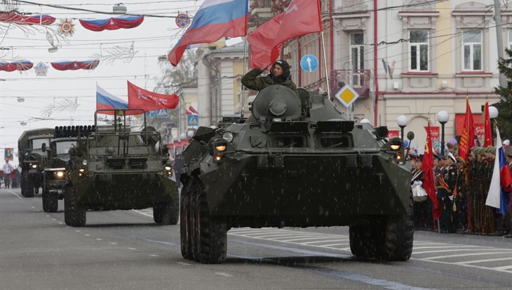 Современная военная техника примет участие в параде 9 Мая в Томске