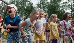 Фиксики споют с детьми песни Егора Крида в День маленького томича